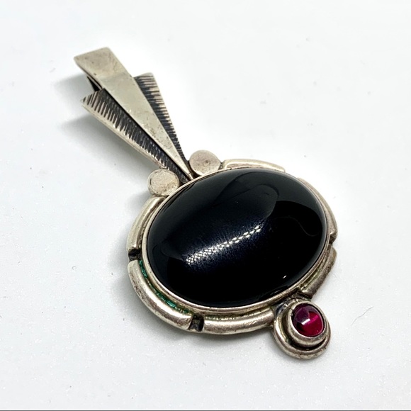Sterling silver and onyx Southwestern pendant - Picture 3 of 3